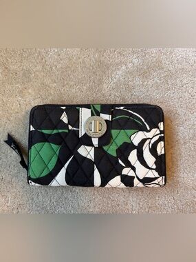 Vera Bradley Quilted Floral Zip Wallet in Black, White & Green